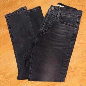 Levi’s Women’s Wedgie Straight Jeans